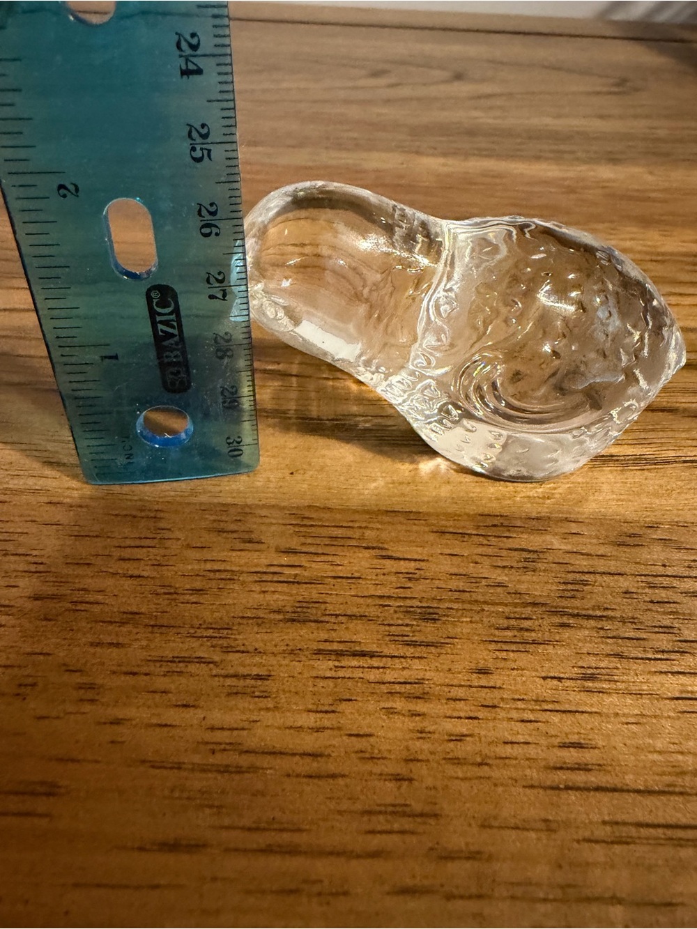 Baccarat Crystal Bird Figurine โ Signed France โ Textured Frosted-Wing Sparrow/